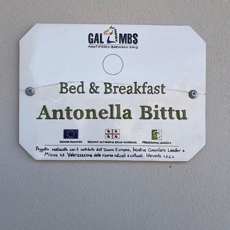 B&B Da Antonella Samugheo Eksteriør bilde