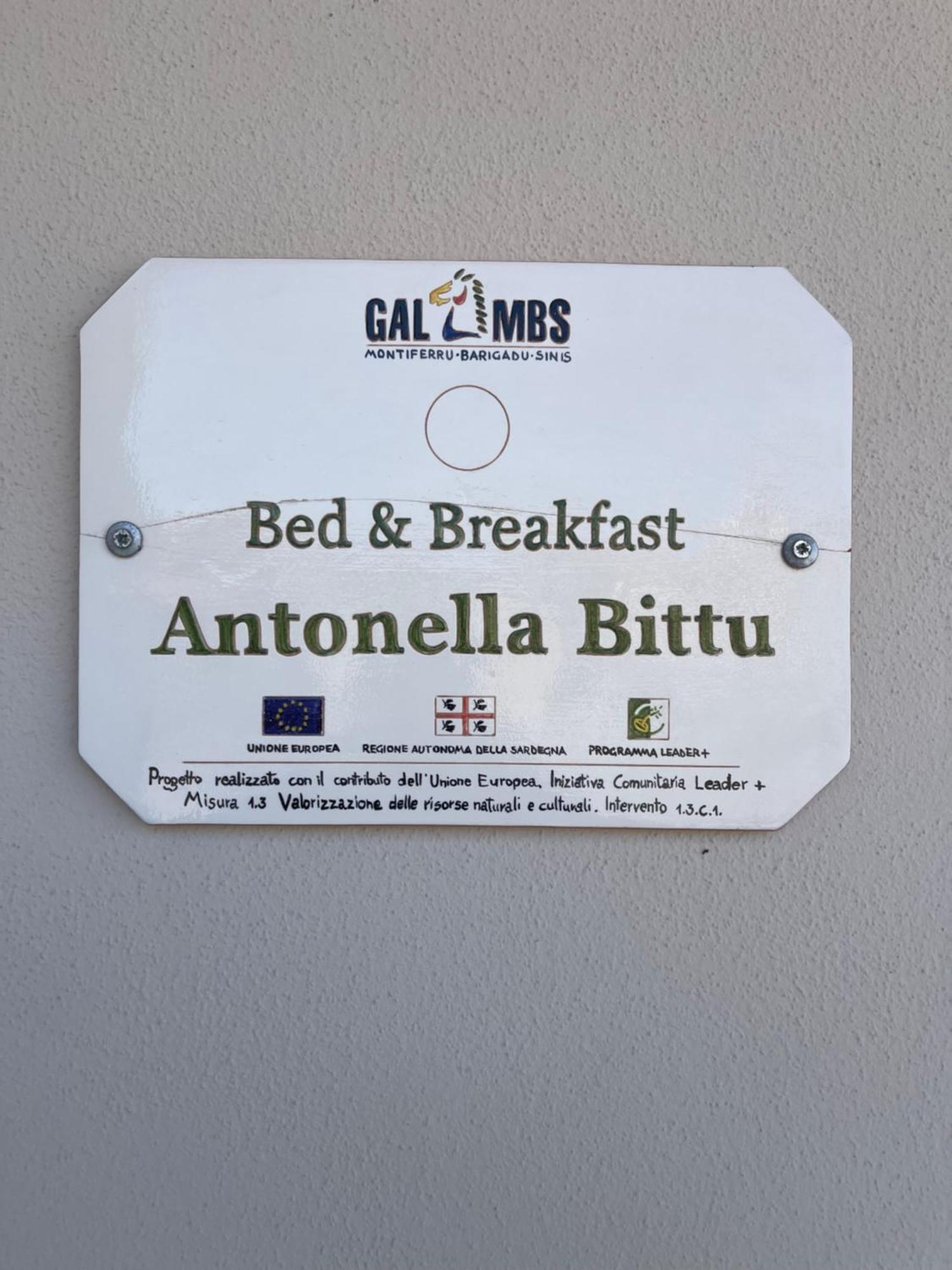 B&B Da Antonella Samugheo Eksteriør bilde
